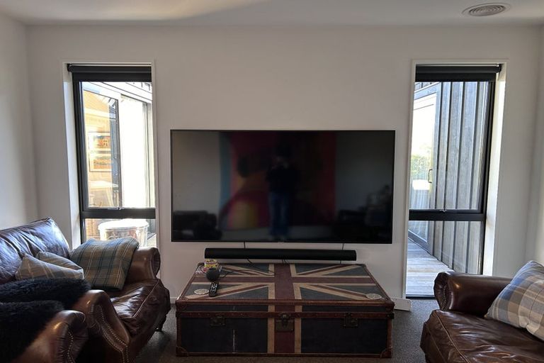 Photo of property in 2 Wanderer Lane, Jacks Point, Queenstown, 9371