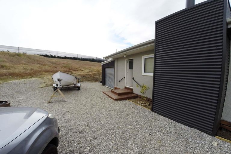 Photo of property in 19 Missy Crescent, Mount Pisa, Cromwell, 9383