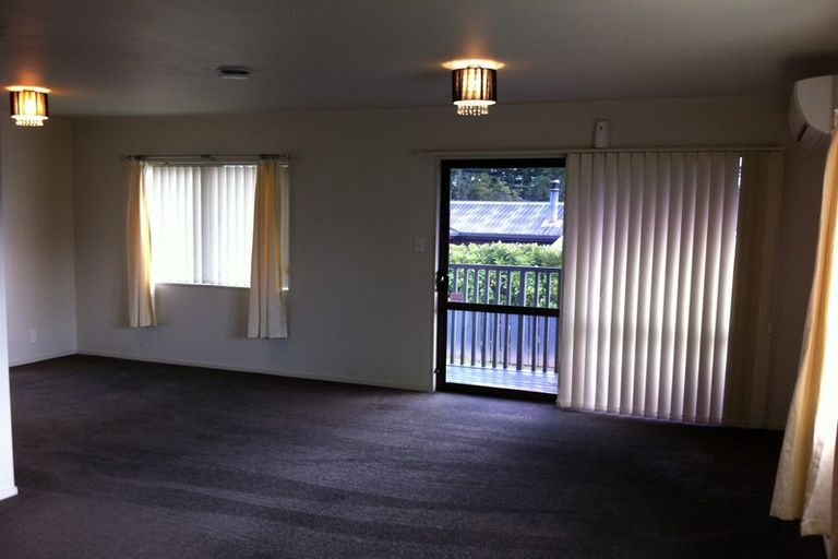 Photo of property in 61a Farquhar Road, Glendene, Auckland, 0602