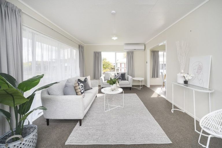 Photo of property in 10 Jupiter Street, Milson, Palmerston North, 4414