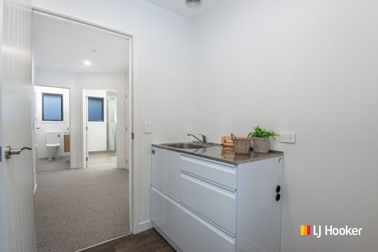 Photo of property in 44 Constitution Avenue, Milton, 9220