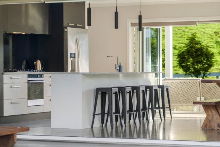 Photo of property in 6 Bridle Way, Hunua, Papakura, 2583