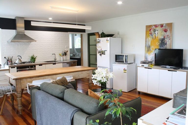 Photo of property in 21 Creagh Street, Tapu, Thames, 3575