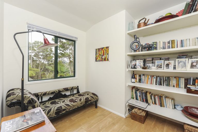 Photo of property in 53 Welsh Hills Road, Swanson, Auckland, 0614