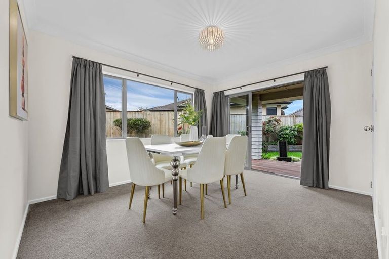 Photo of property in 125 Wayne Francis Drive, Flat Bush, Auckland, 2016