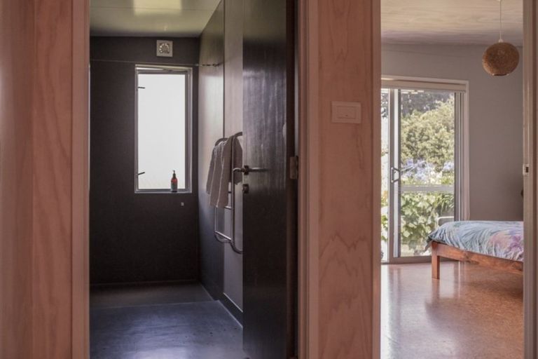 Photo of property in 36b Tasman Parade, Oakura, 4314