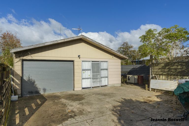 Photo of property in 25 Chadwick Place, Highbury, Palmerston North, 4412