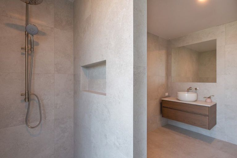 Photo of property in Kawarau Heights, 22 Kawarau Heights Boulevard, Lake Hayes, Queenstown, 9304