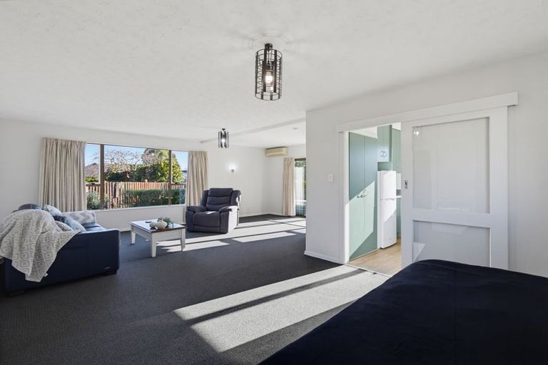 Photo of property in Birchdale Courts, 11/69a Yaldhurst Road, Sockburn, Christchurch, 8042