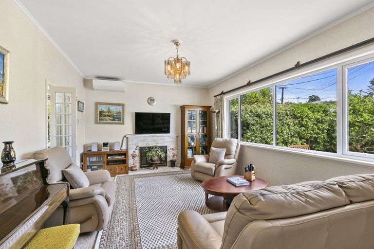 Photo of property in 14 Raumati Terrace, Khandallah, Wellington, 6035