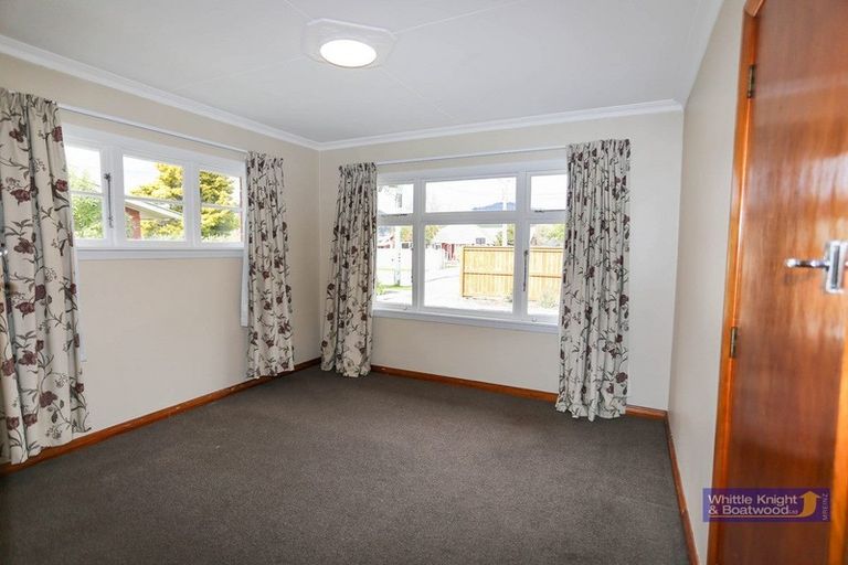 Photo of property in 190 Cashmere Road, Hoon Hay, Christchurch, 8025