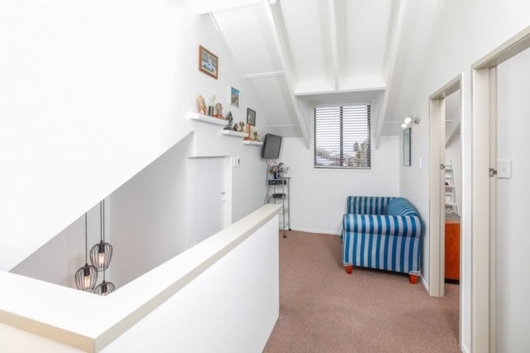 Photo of property in 32 Thomson Avenue, Dinsdale, Hamilton, 3204