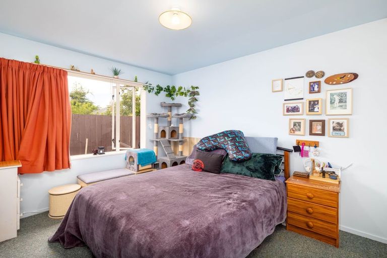 Photo of property in 17 Mcleish Lane, Spreydon, Christchurch, 8024