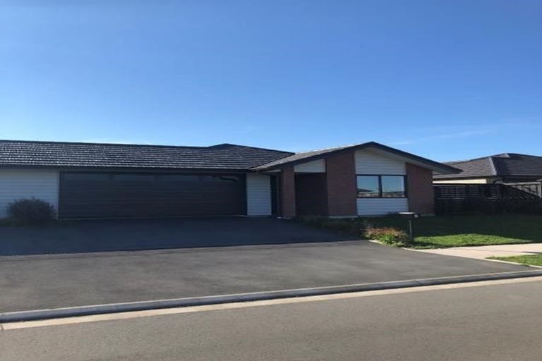 Photo of property in 4 Hartford Crescent, Rolleston, 7615