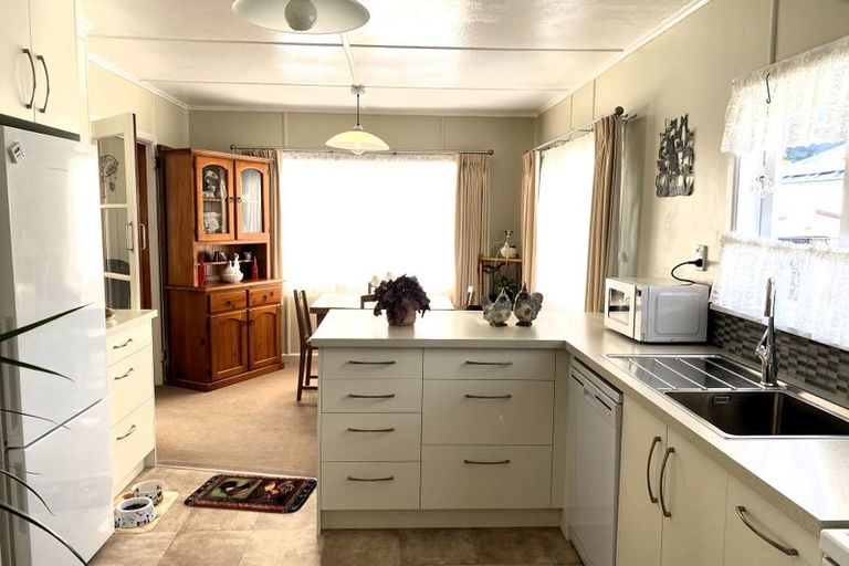 Photo of property in 602 Queen Sh25 Street, Thames, 3500