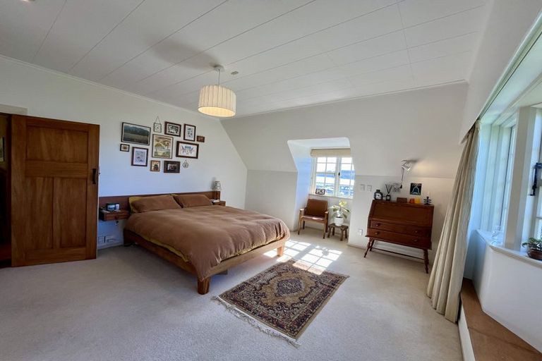 Photo of property in 50 Rodrigo Road, Kilbirnie, Wellington, 6022