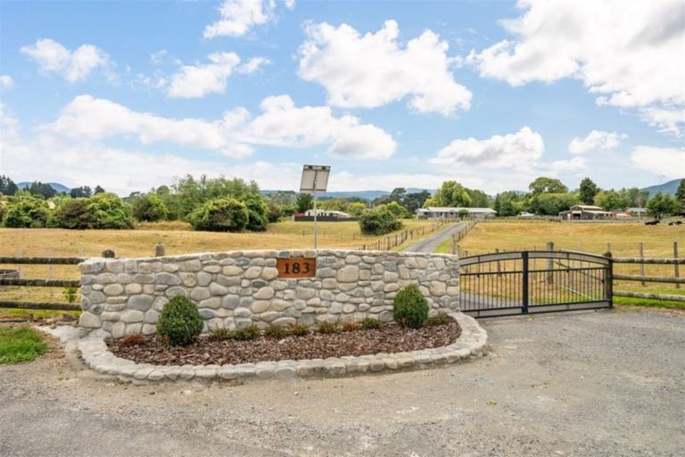Photo of property in 183 Mangaroa Valley Road, Mangaroa, Upper Hutt, 5371