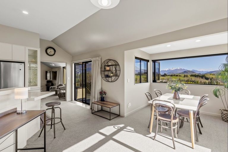 Photo of property in 65 Cotter Avenue, Arrowtown, 9302