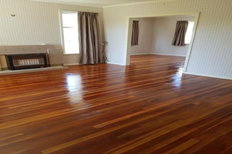 Photo of property in 18 Swansea Street, Hokowhitu, Palmerston North, 4410