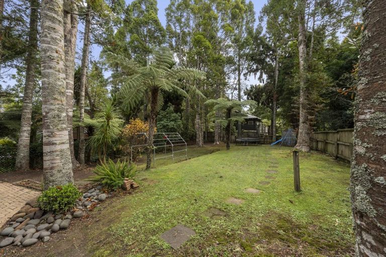 Photo of property in 23 Tainui Road, Titirangi, Auckland, 0604