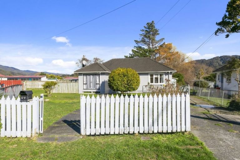 Photo of property in 17 Mckay Street, Wainuiomata, Lower Hutt, 5014