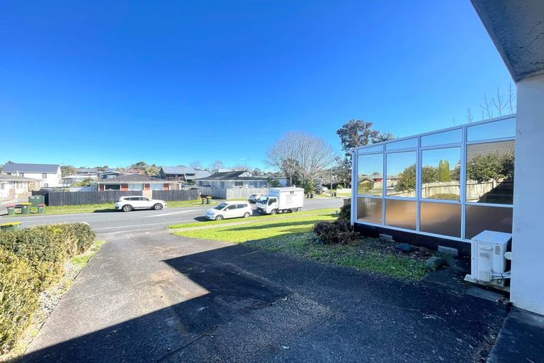 Photo of property in 35 Stanniland Street, Sunnyhills, Auckland, 2010