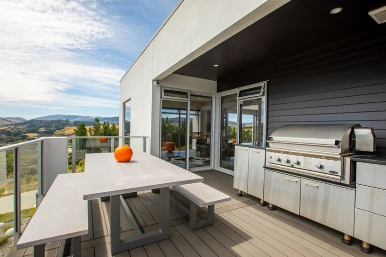 Photo of property in 141 Endeavour Drive, Whitby, Porirua, 5024