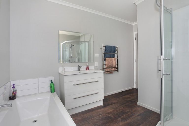 Photo of property in 7 Guthrie Court, Bulls, 4818