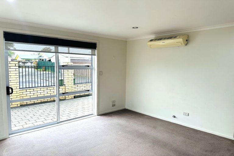 Photo of property in 8a Pitt Street, Frankton, Hamilton, 3204