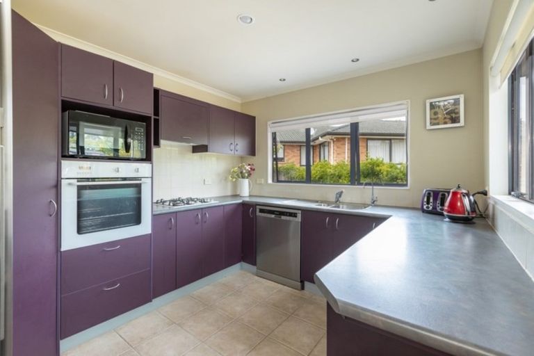 Photo of property in 12 Governor Grey Road, Snells Beach, 0920