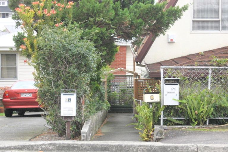 Photo of property in 2/9 Colenso Avenue, Hospital Hill, Napier, 4110