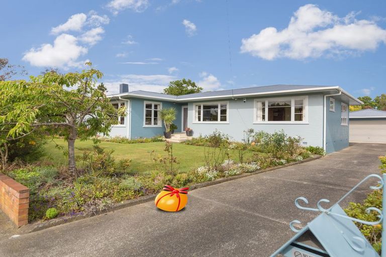 Photo of property in 3 Wincanton Place, Awapuni, Palmerston North, 4412
