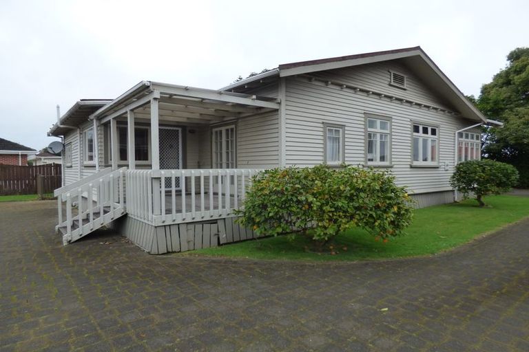 Photo of property in 154 Carruth Road, Papatoetoe, Auckland, 2025