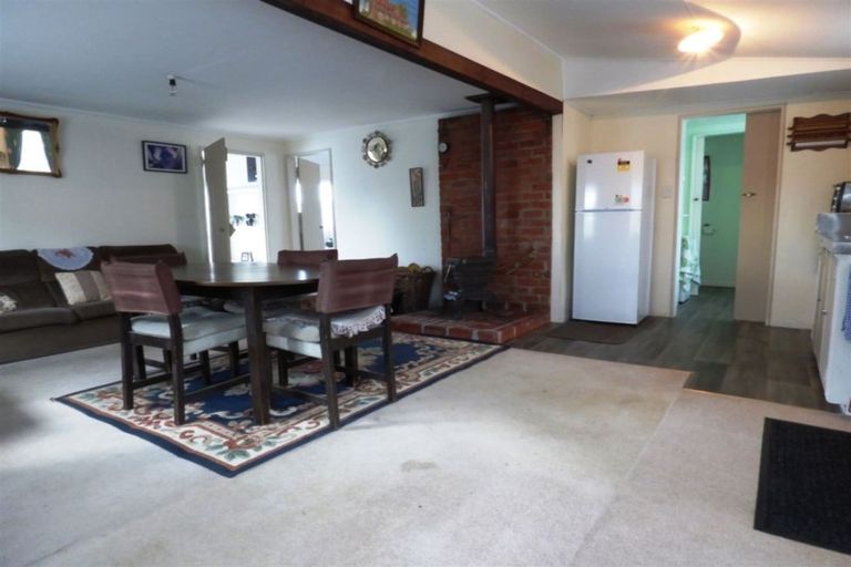 Photo of property in 5 Rimu Street, Kaka Point, Balclutha, 9271