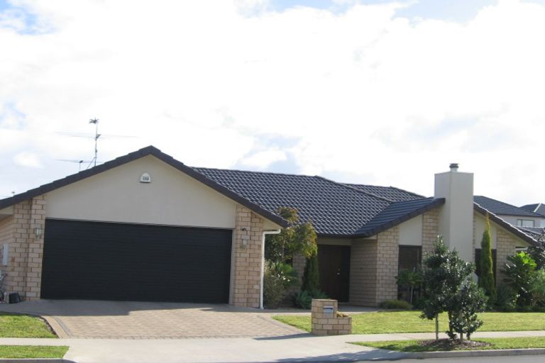 Photo of property in 105 Wayne Francis Drive, Flat Bush, Auckland, 2016