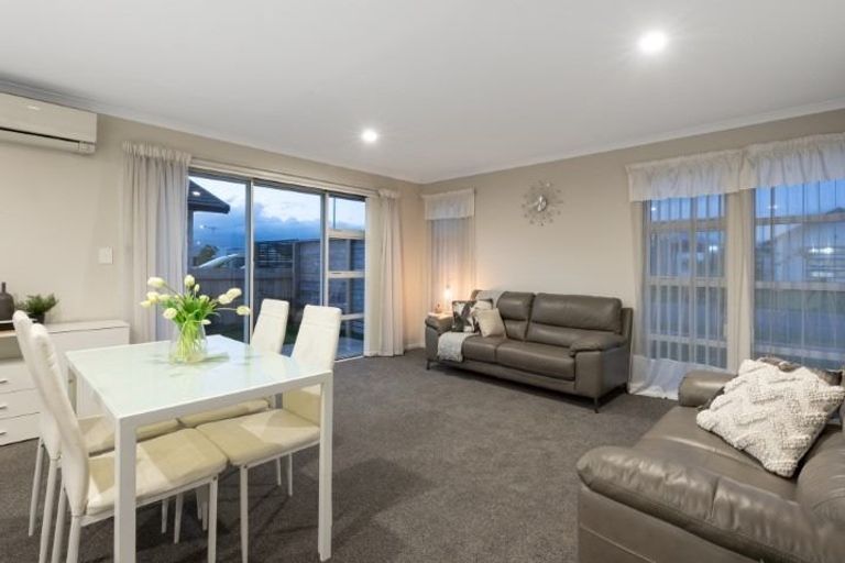 Photo of property in 20 Rotomanu Place, Pyes Pa, Tauranga, 3112