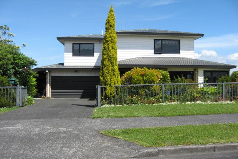 Photo of property in 5 Merlot Heights, Huapai, Kumeu, 0810