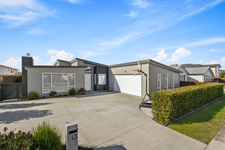 Photo of property in 13 Floyd Road, Riverhead, 0820