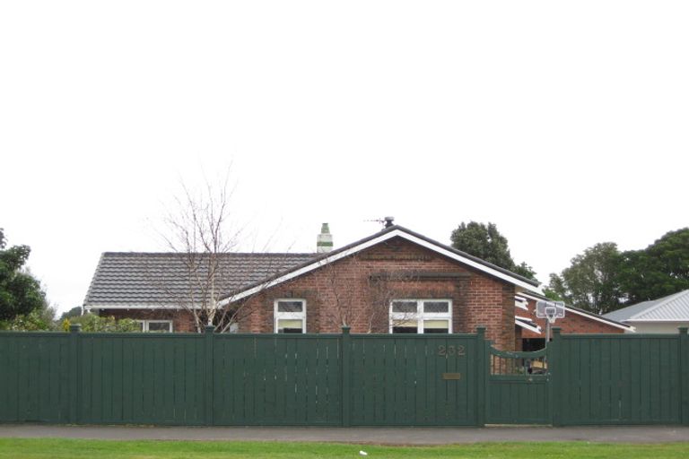 Photo of property in 232 Coronation Avenue, Welbourn, New Plymouth, 4310