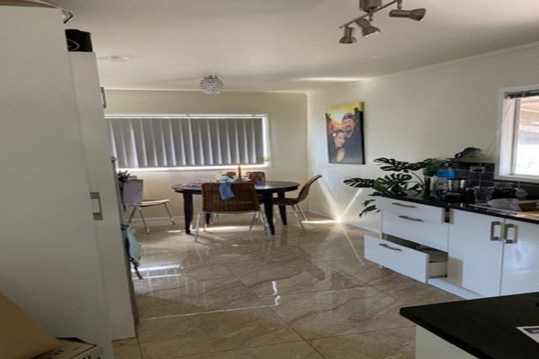 Photo of property in 13 Ravenna Way, Clover Park, Auckland, 2023