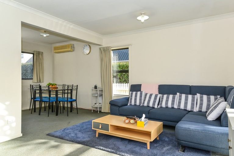 Photo of property in 14a Jones Crescent, Melville, Hamilton, 3206