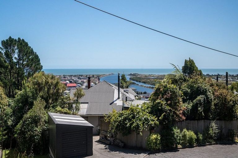 Photo of property in 23 Mount Street, Greymouth, 7805