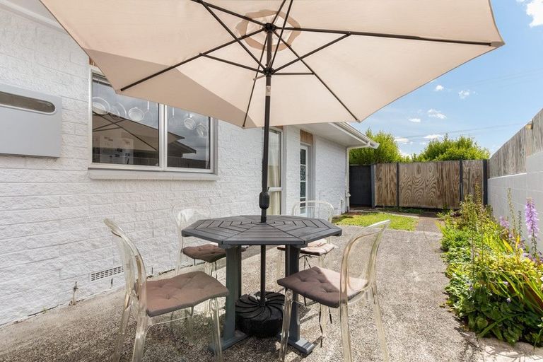 Photo of property in 40 Browning Street, Leamington, Cambridge, 3432