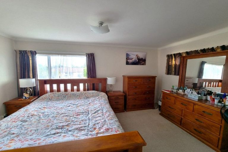 Photo of property in 24 Roy Douglas Place, Favona, Auckland, 2024