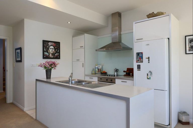 Photo of property in 2/39 Trafalgar Street, The Wood, Nelson, 7010