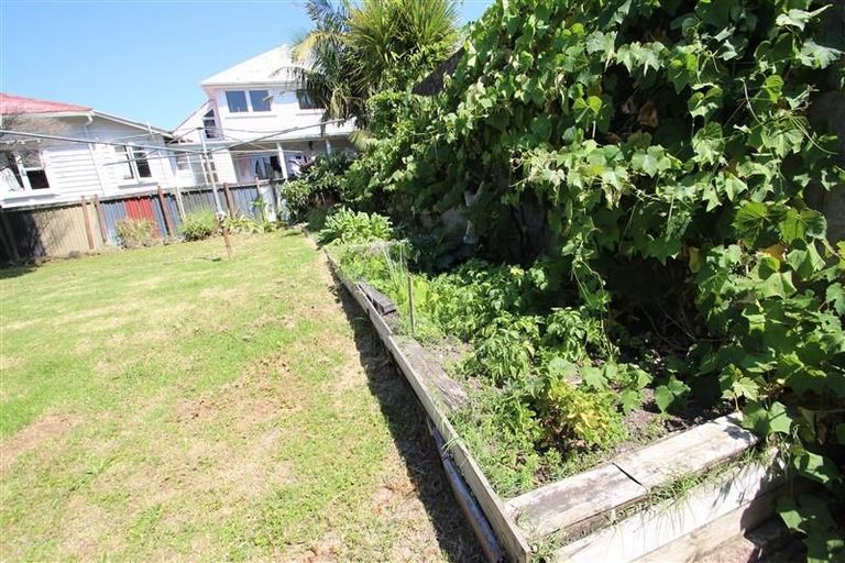 Photo of property in 2 Fisherton Street, Grey Lynn, Auckland, 1021