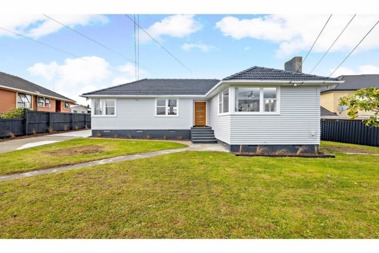 Photo of property in 104 Fisher Crescent, Otara, Auckland, 2023