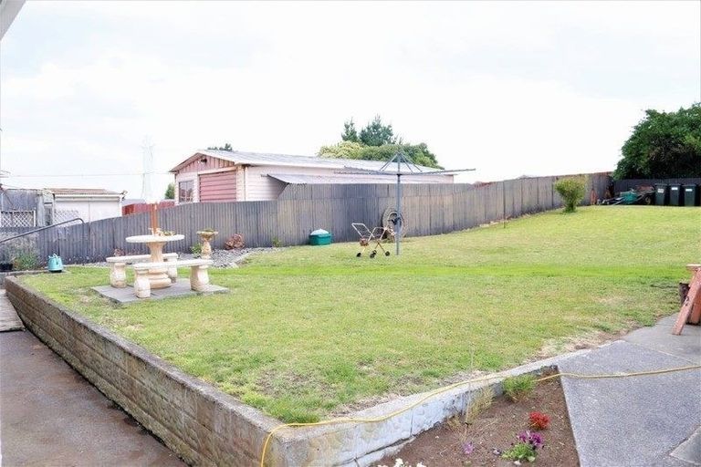 Photo of property in 42 Titoki Street, Castlecliff, Whanganui, 4501