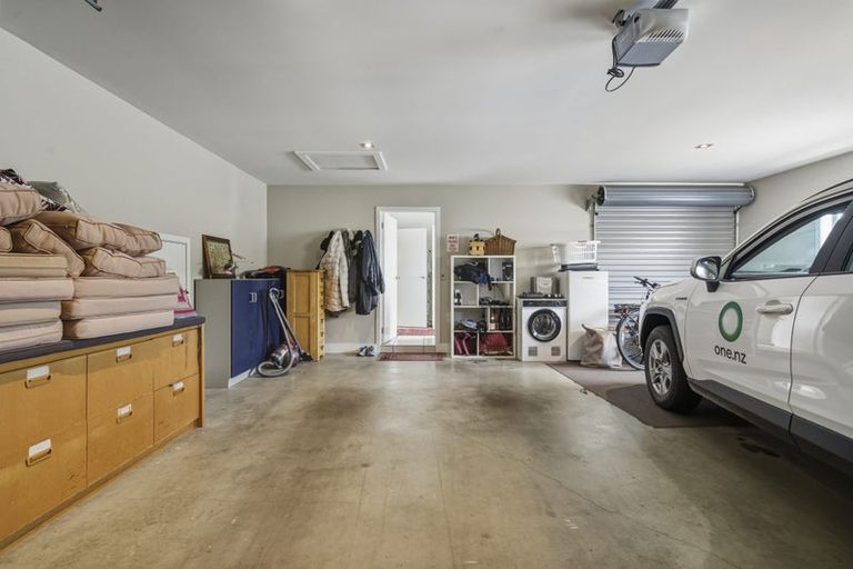 Photo of property in 48 Holyport Close, Fairfield, Dunedin, 9018