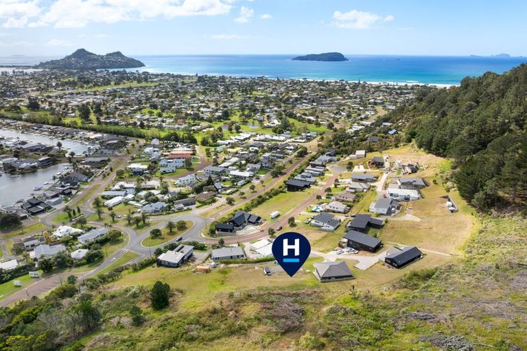 Photo of property in 14 Panorama Parade, Pauanui, Hikuai, 3579
